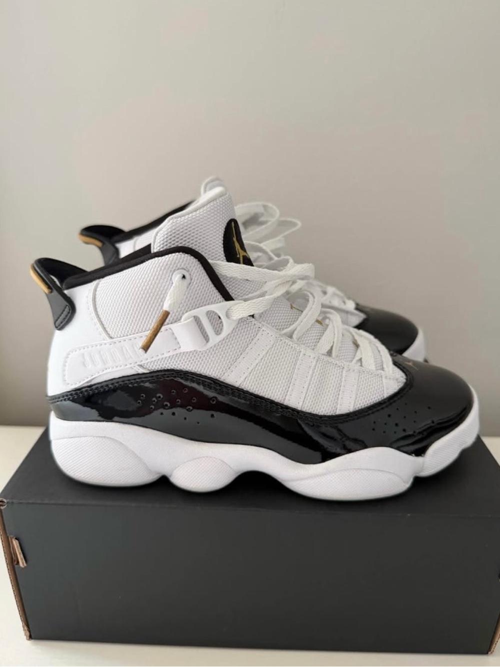 Jordan 6 Rings - Picture 5 of 8